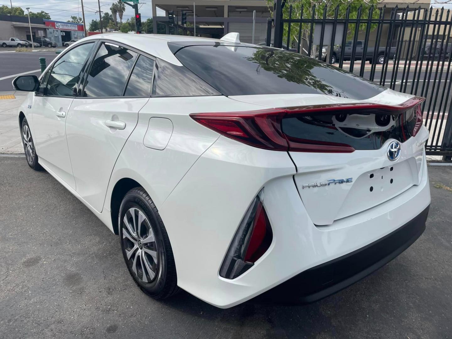 2020 WHITE /BLACK Toyota Prius Prime (JTDKARFP5L3) , located at 744 E Miner Ave, Stockton, CA, 95202, (209) 944-5770, 37.956863, -121.282082 - Photo#11